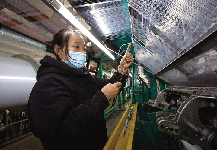 的江苏洪杼纺织科技是一家专业从事针纺织品及原料销售的企业